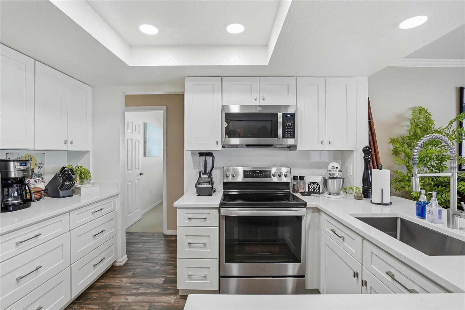 Image 18 of 50 For 7635 Gates Circle