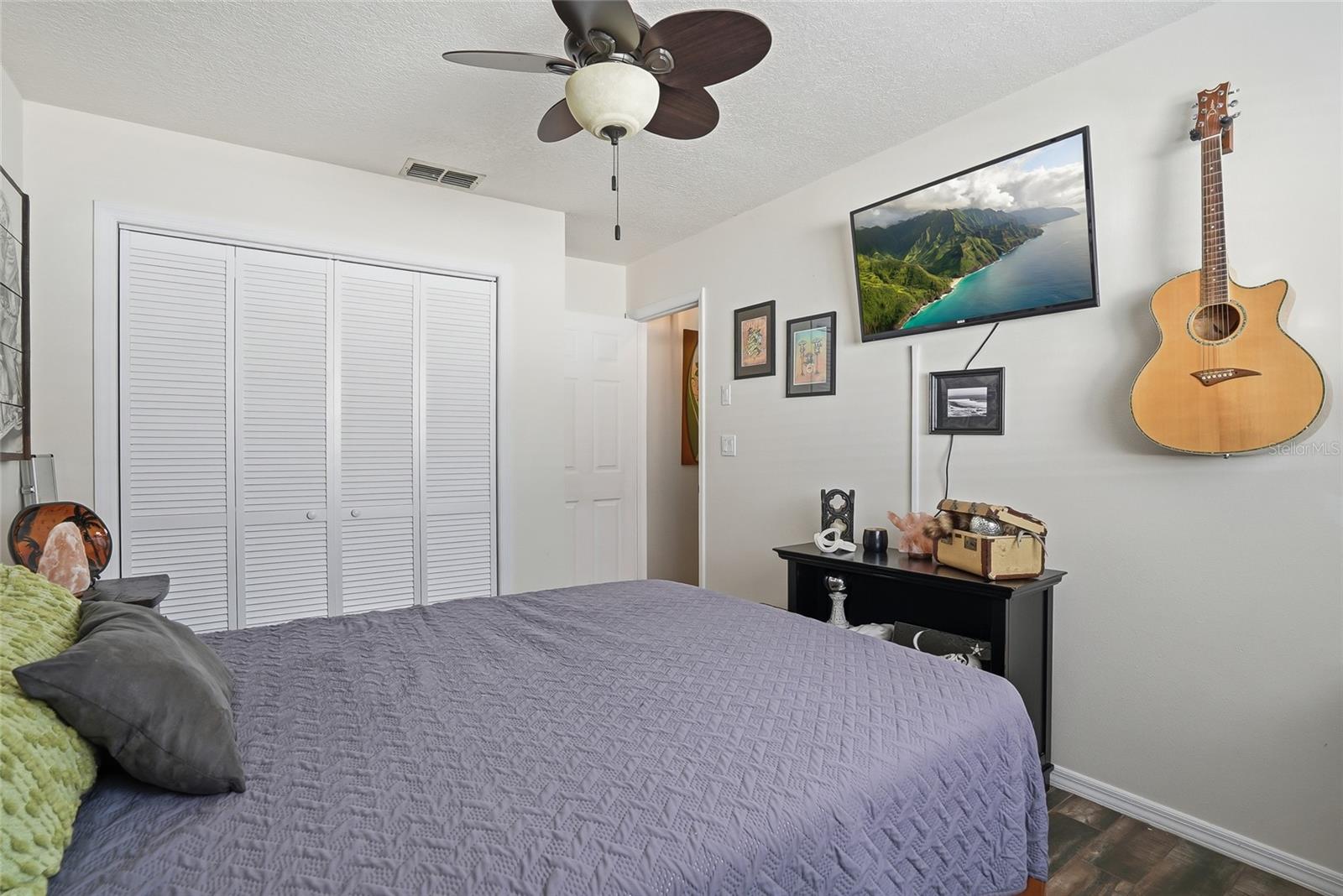 Image 31 of 50 For 7635 Gates Circle