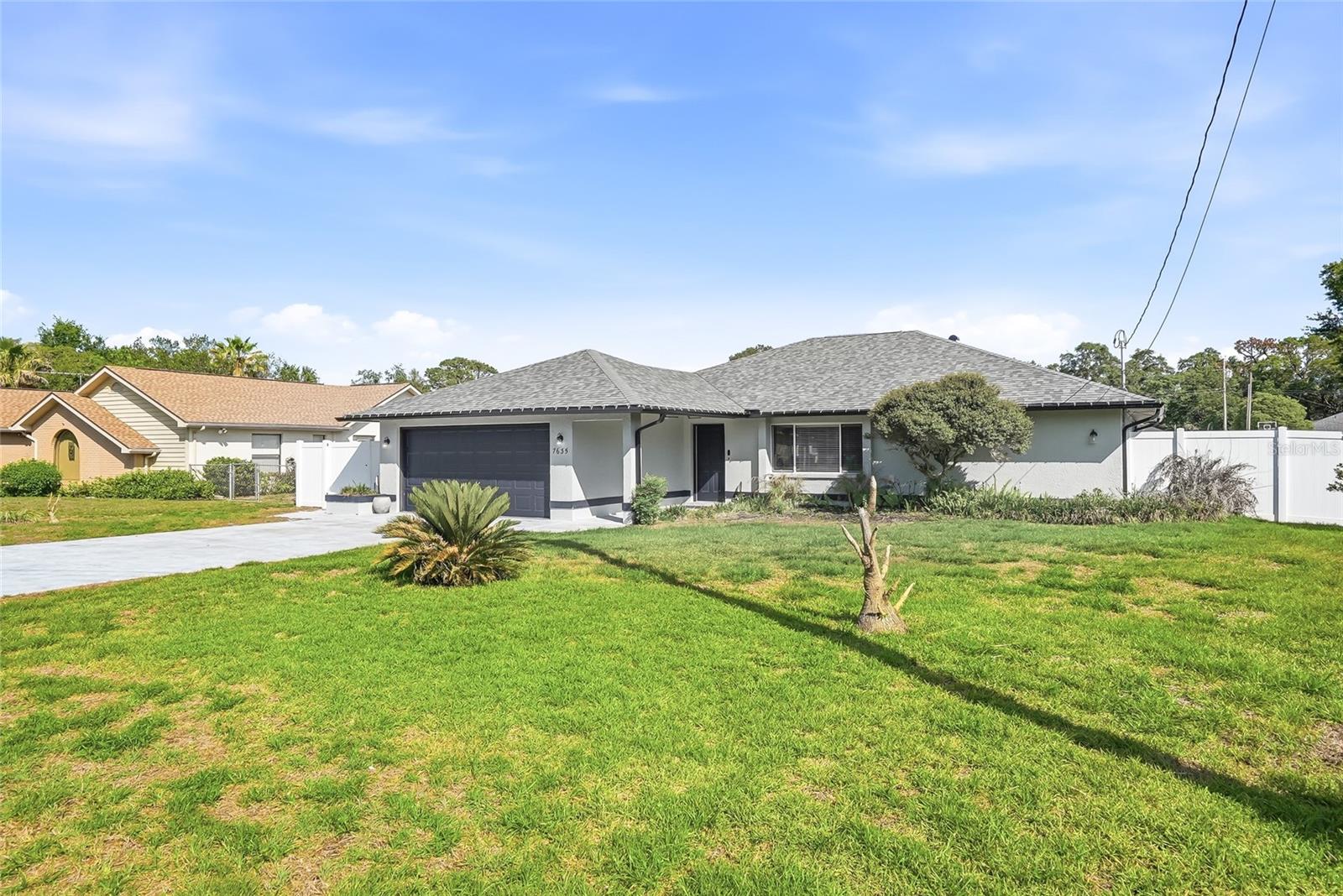 Image 4 of 50 For 7635 Gates Circle