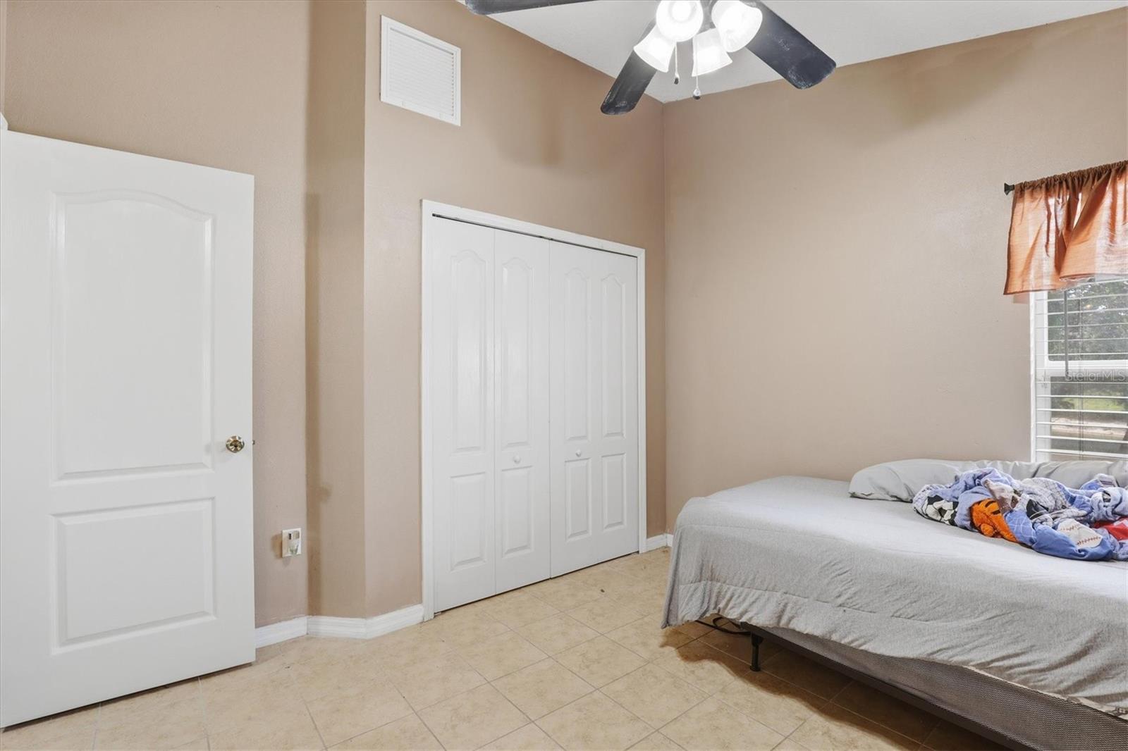 Image 30 of 56 For 4828 Wessex Way