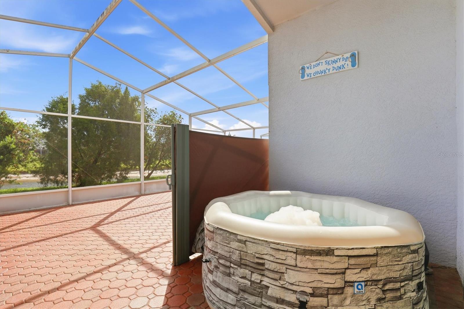 Image 38 of 56 For 4828 Wessex Way