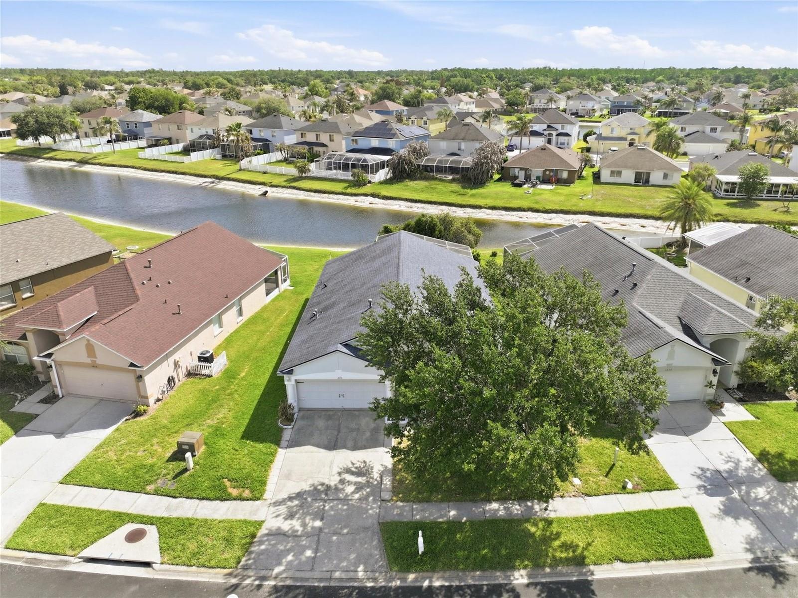 Image 4 of 56 For 4828 Wessex Way