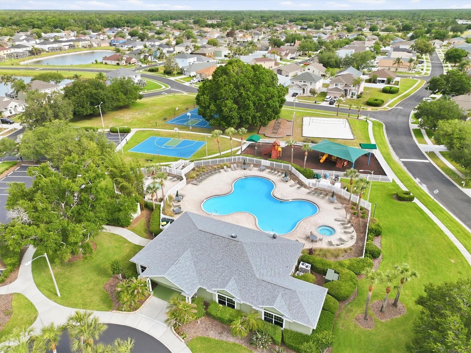 Image 53 of 56 For 4828 Wessex Way