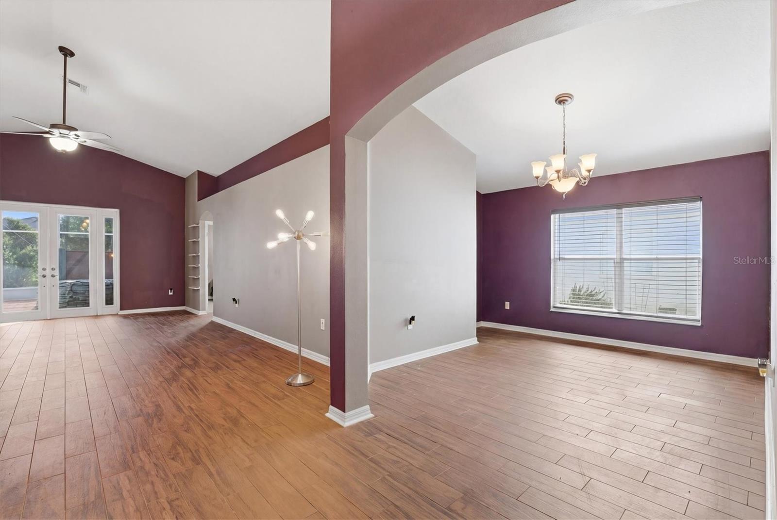 Image 9 of 56 For 4828 Wessex Way