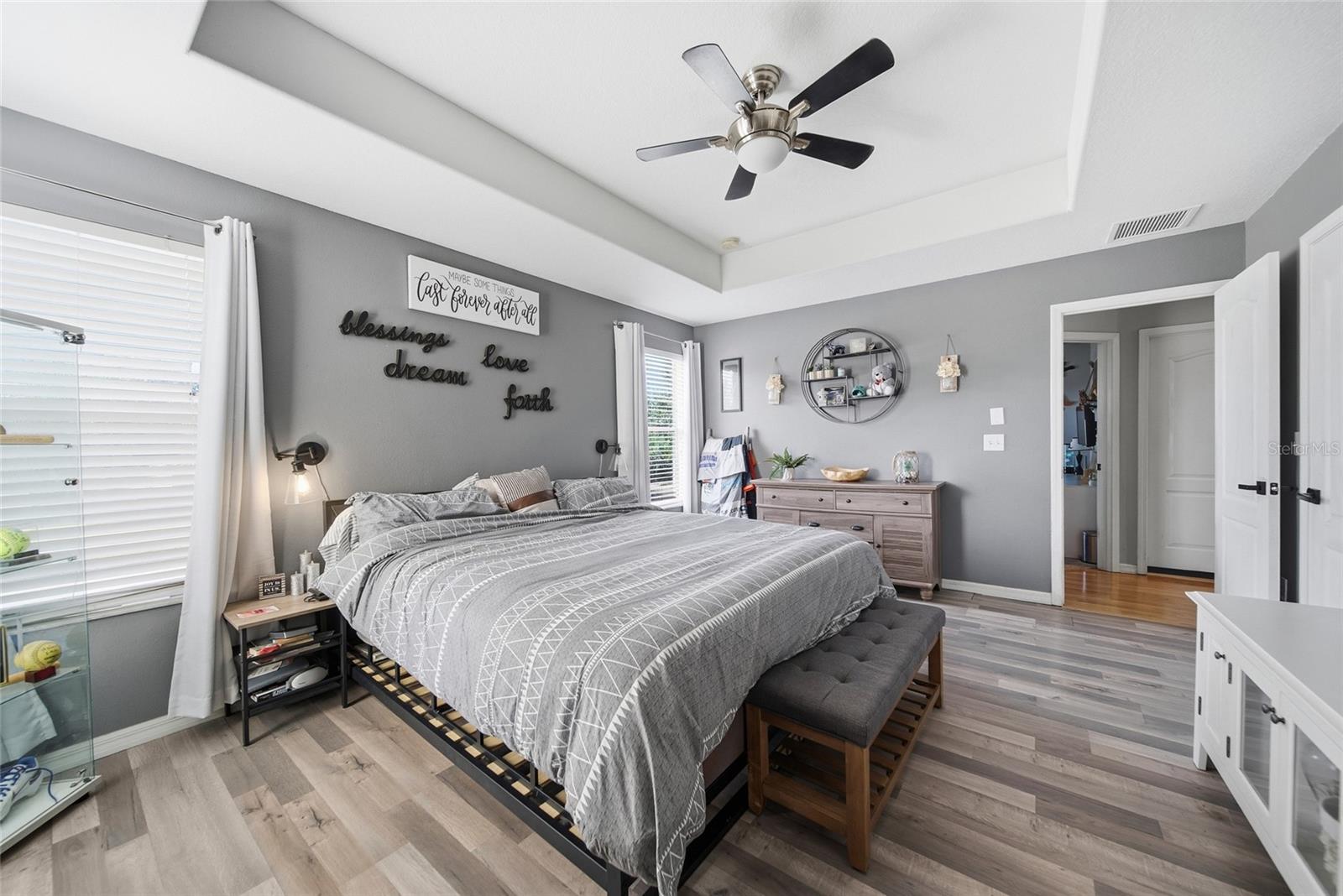 Image 18 of 43 For 7510 Maroon Peak Drive