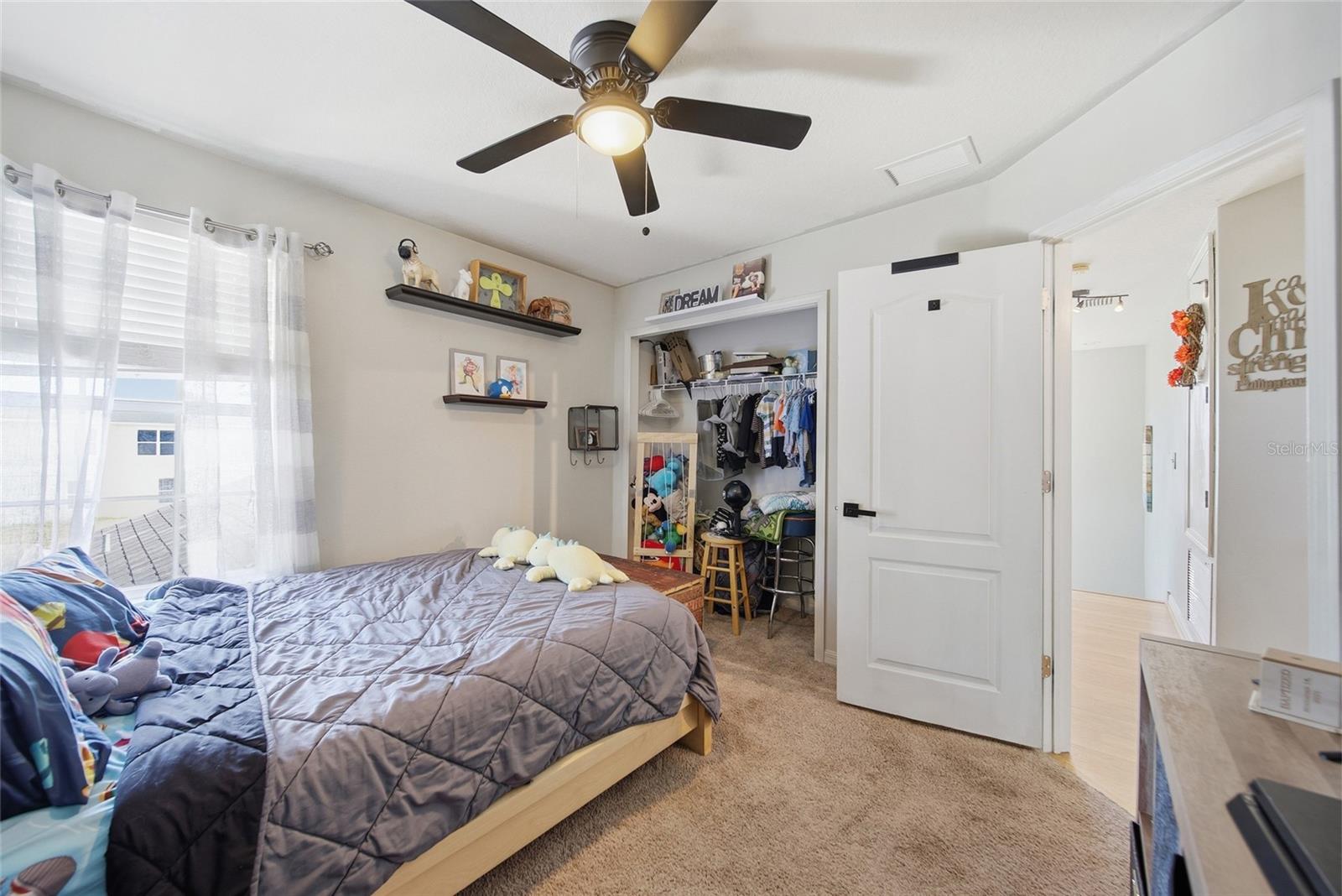 Image 21 of 43 For 7510 Maroon Peak Drive