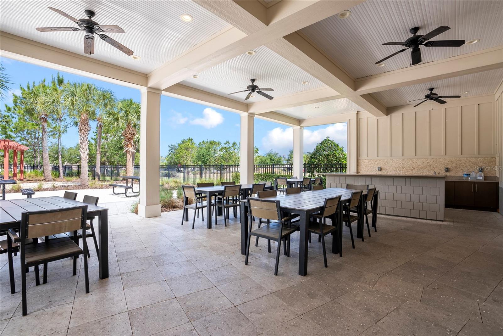 Image 38 of 43 For 7510 Maroon Peak Drive