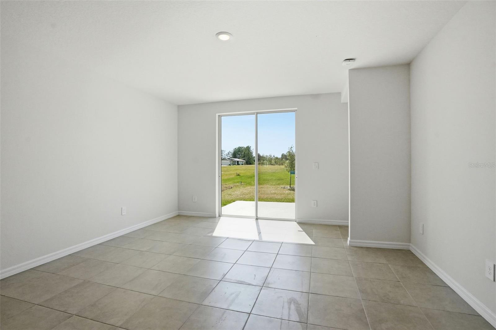 Image 21 of 80 For 7491 Mia Vine Drive