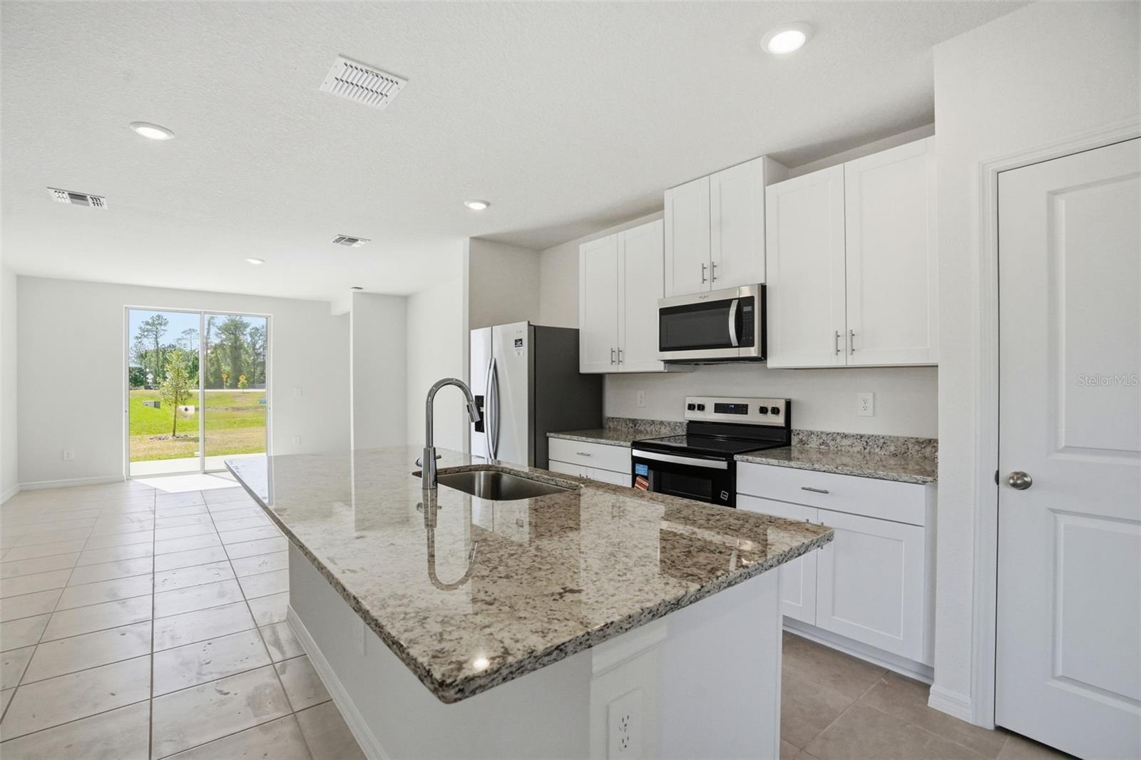 Image 3 of 80 For 7491 Mia Vine Drive