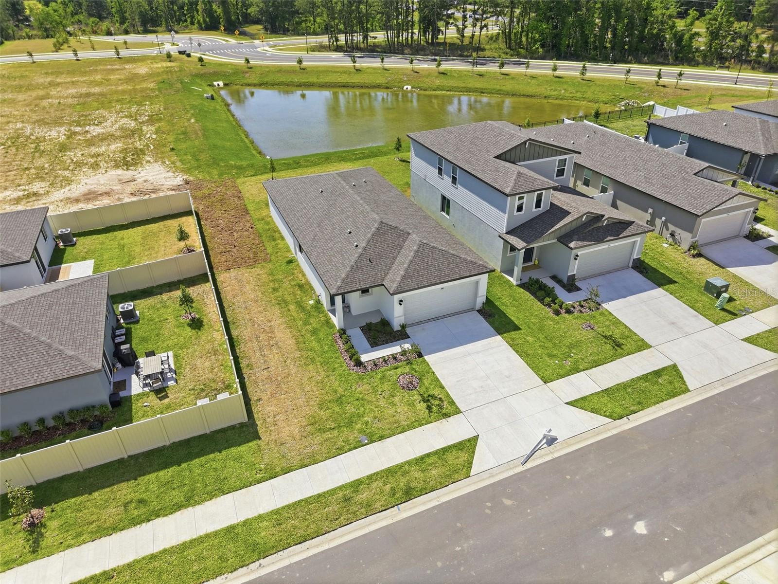 Image 54 of 80 For 7491 Mia Vine Drive