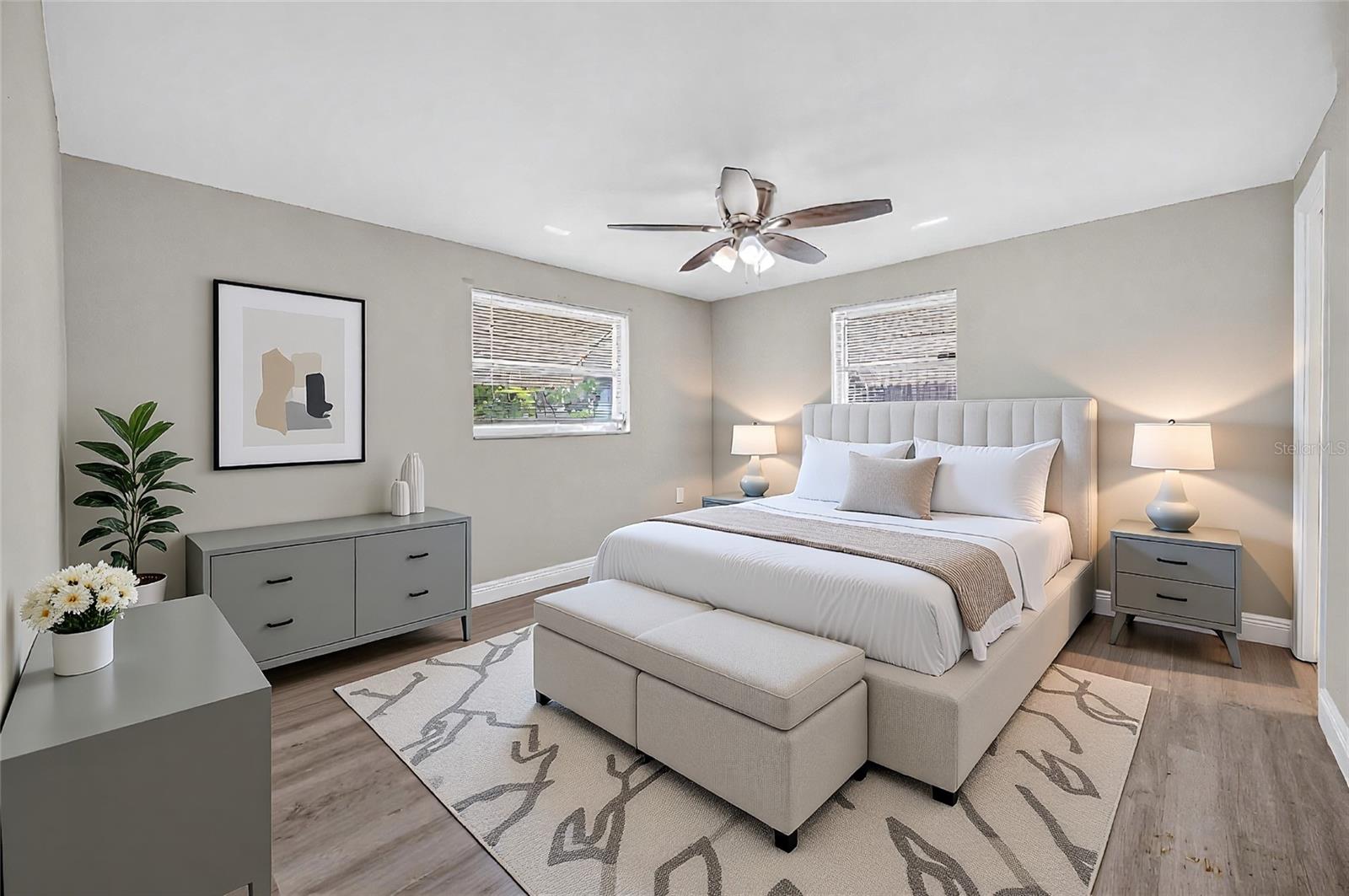 Image 17 of 41 For 10735 Darius Street