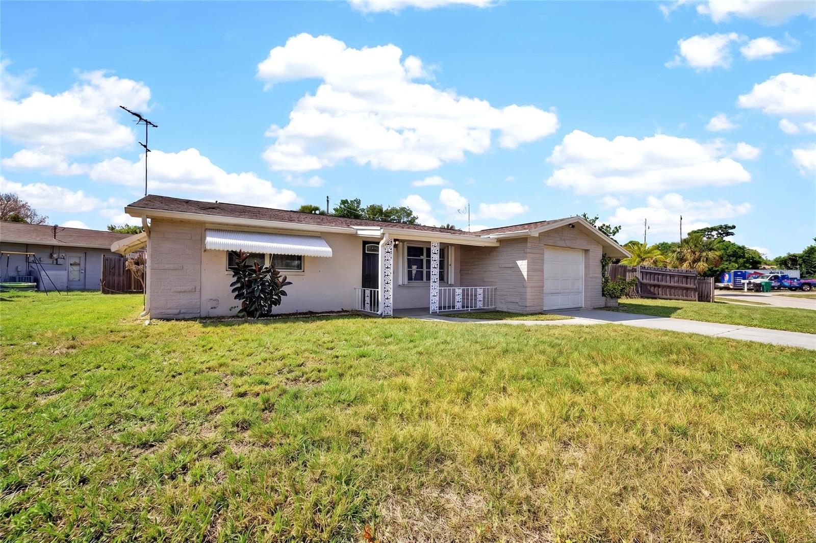 Image 2 of 41 For 10735 Darius Street