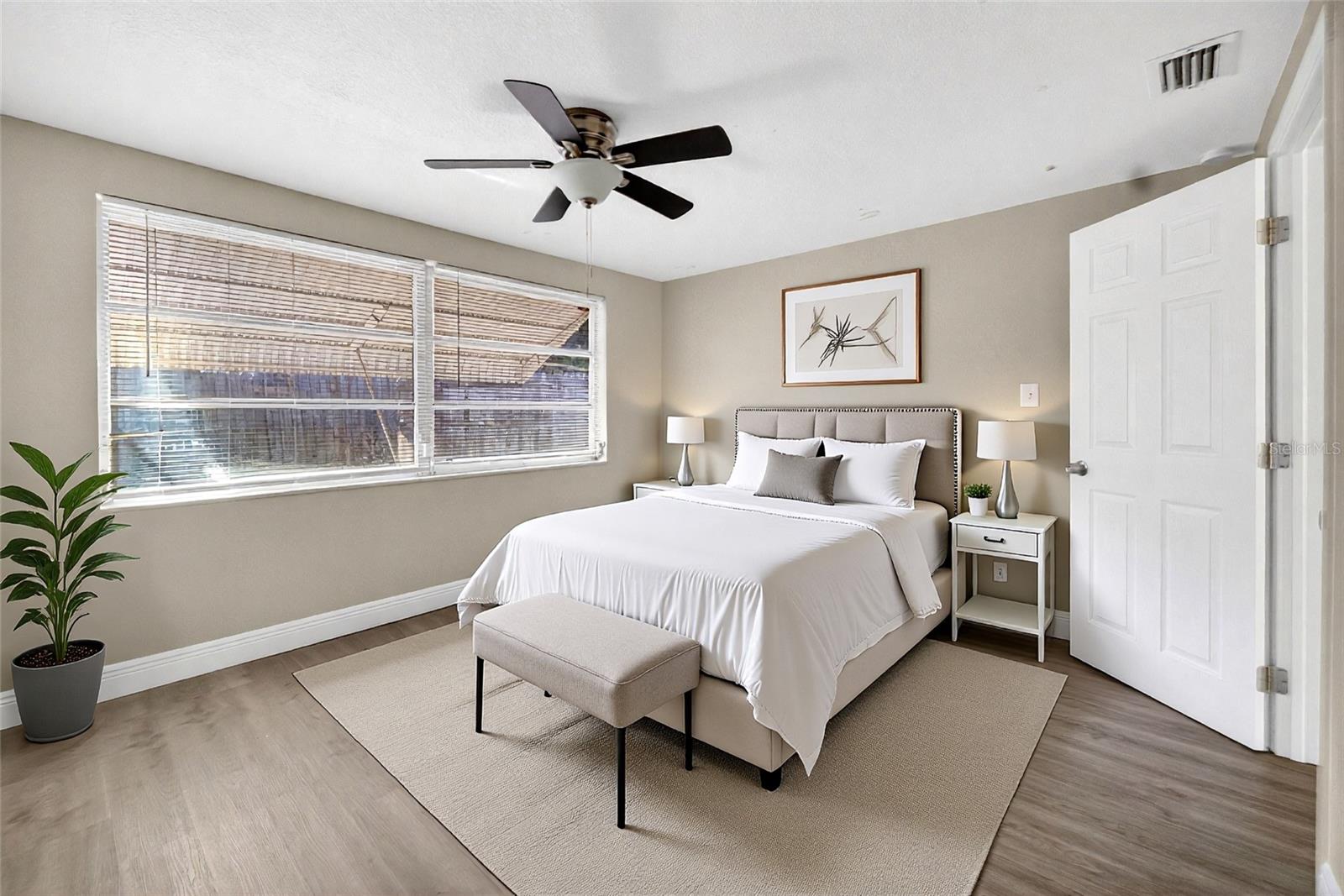 Image 24 of 41 For 10735 Darius Street