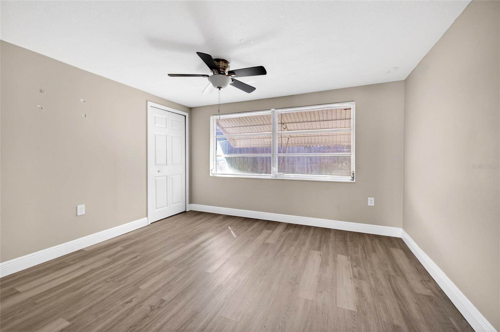 Image 25 of 41 For 10735 Darius Street