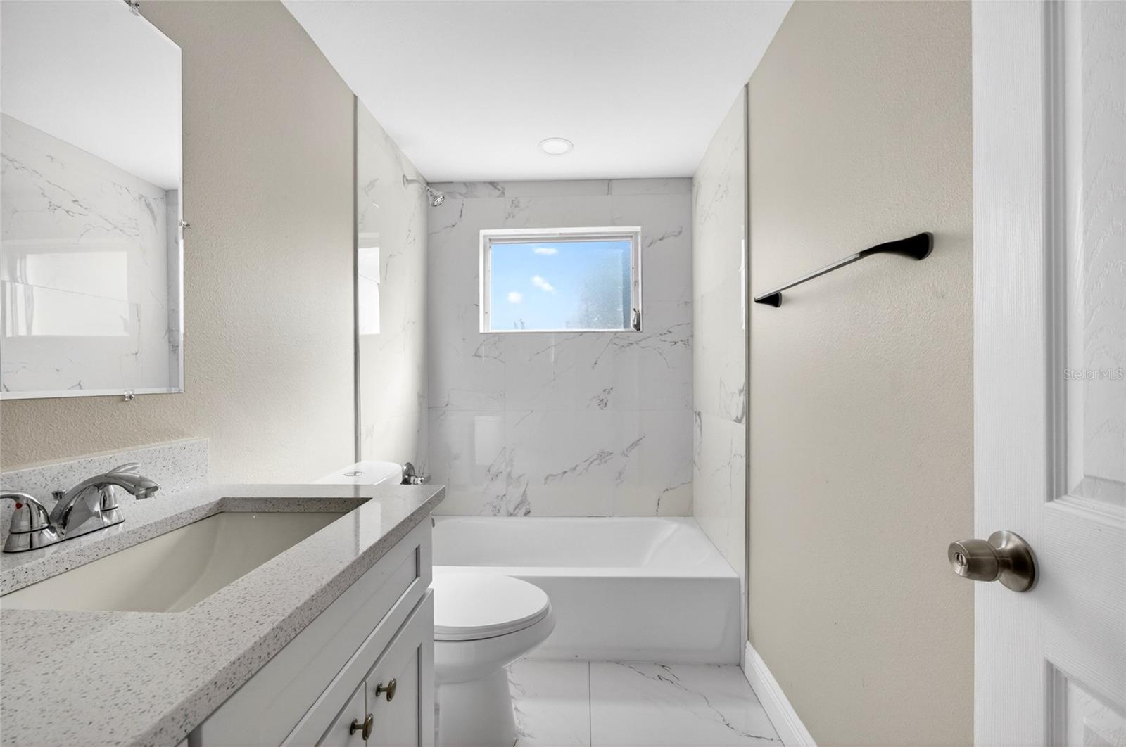 Image 33 of 41 For 10735 Darius Street