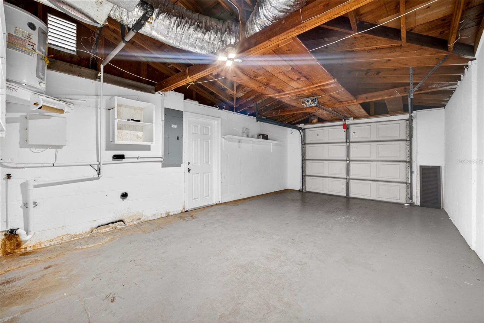 Image 34 of 41 For 10735 Darius Street