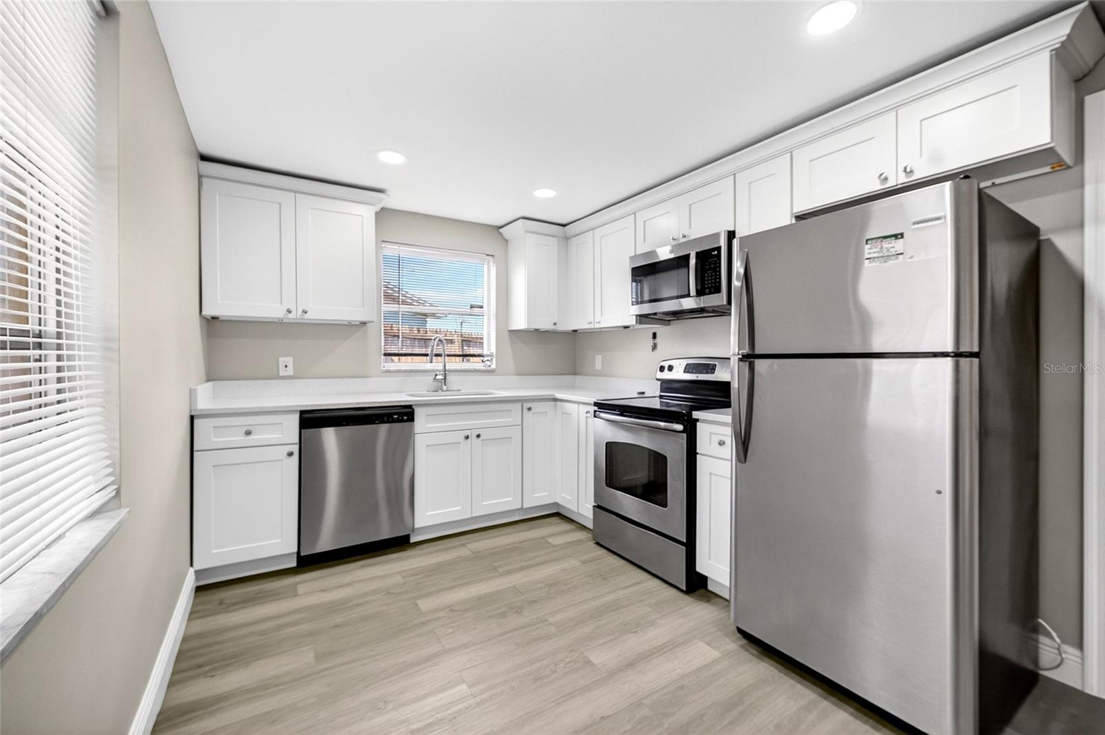 Image 8 of 41 For 10735 Darius Street