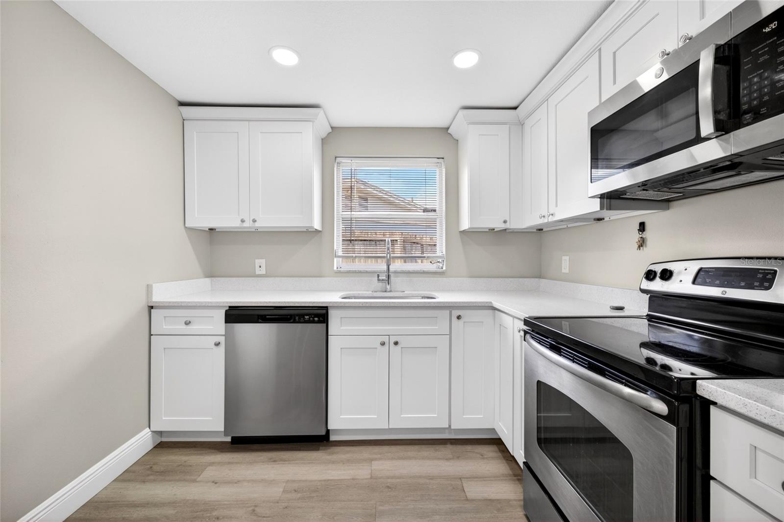 Image 9 of 41 For 10735 Darius Street