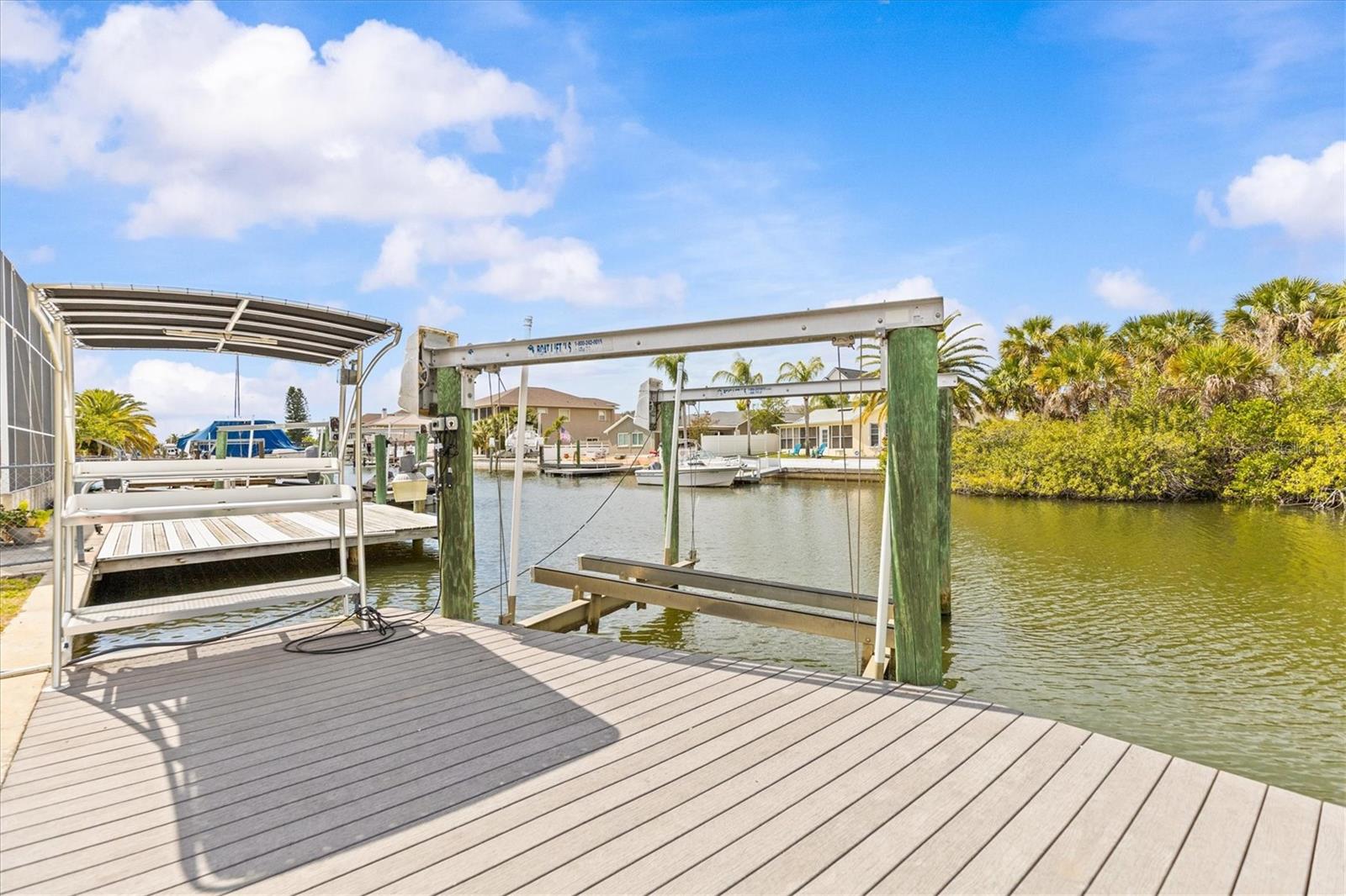 Image 4 of 56 For 7427 Southwind Drive