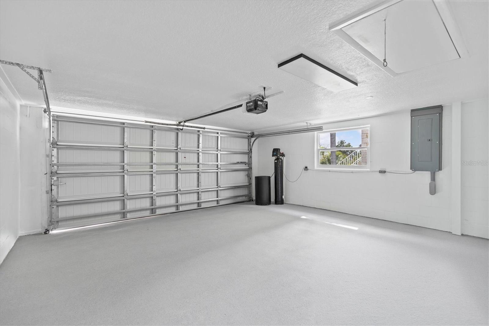 Image 48 of 56 For 7427 Southwind Drive