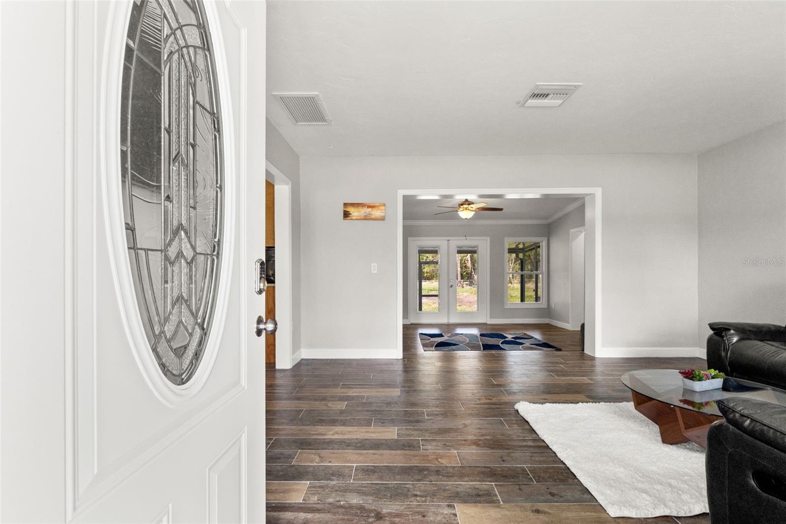 Image 16 of 50 For 10928 Fort Island Trail