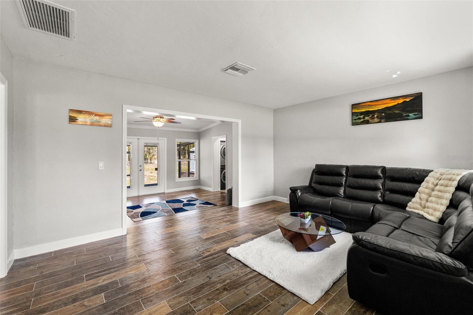 Image 17 of 50 For 10928 Fort Island Trail