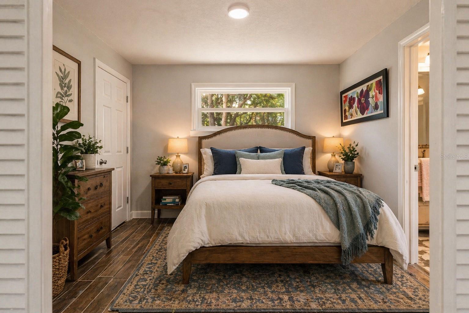 Image 5 of 50 For 10928 Fort Island Trail