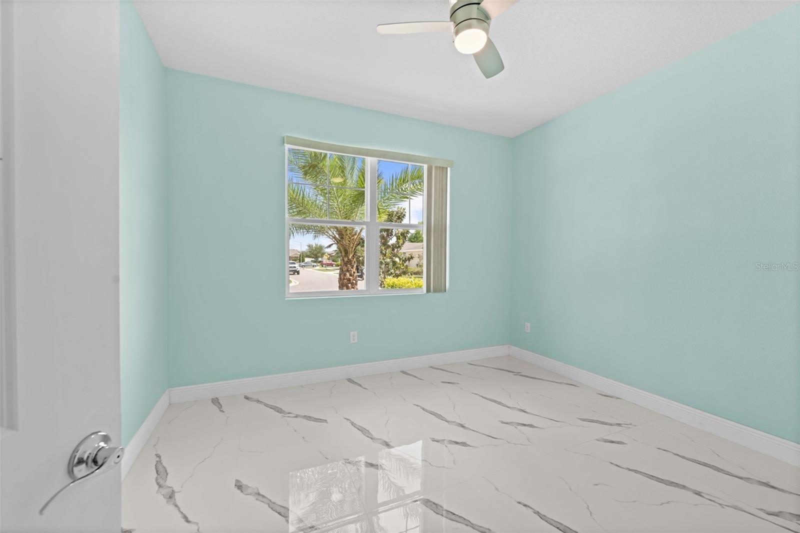 Image 14 of 72 For 13682 Hunting Creek Place