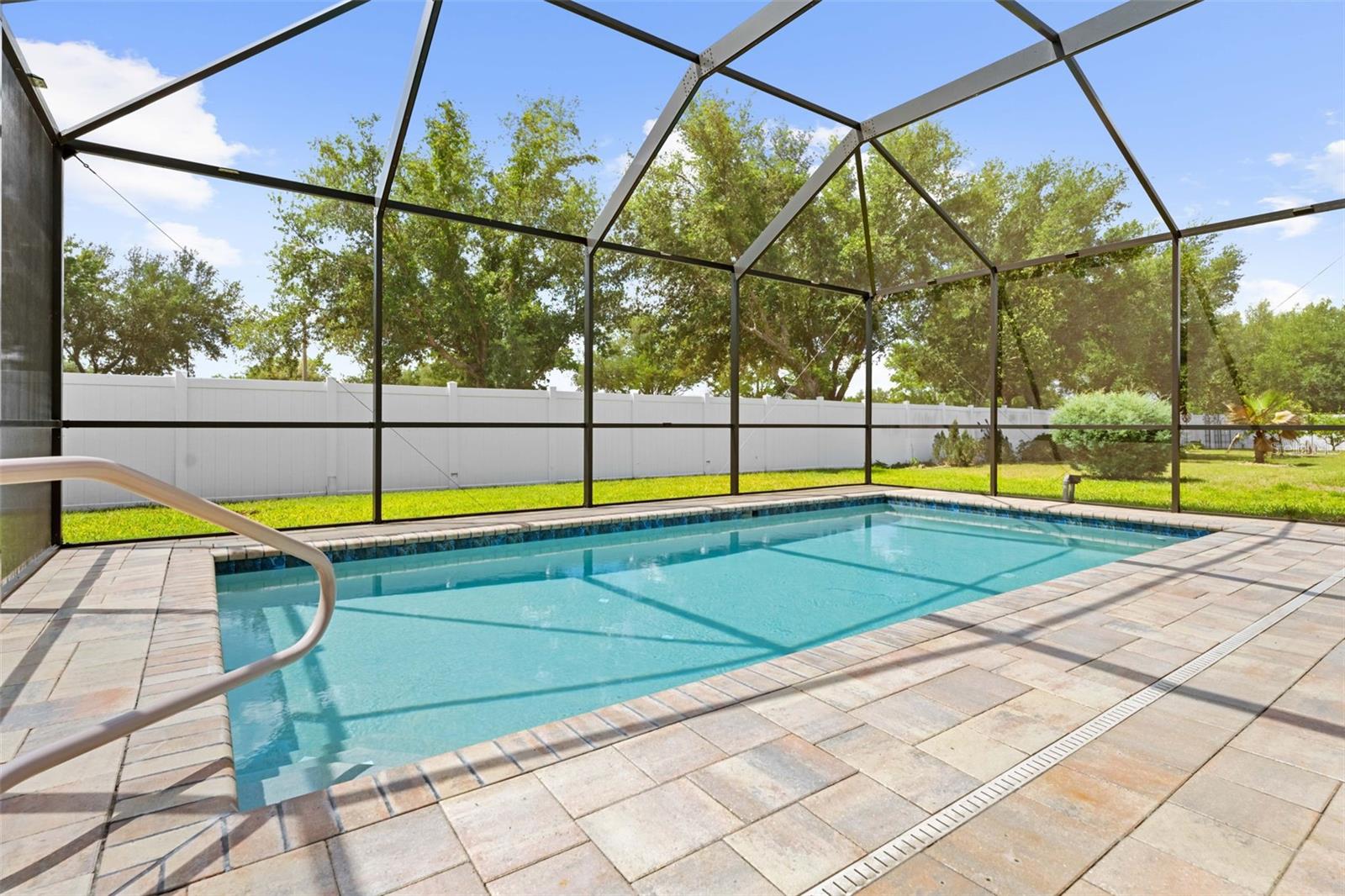 Image 19 of 72 For 13682 Hunting Creek Place