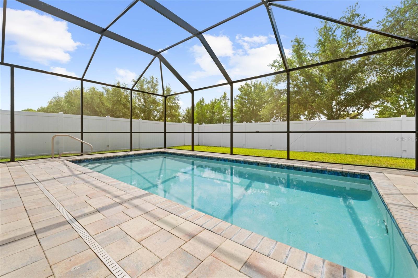 Image 20 of 72 For 13682 Hunting Creek Place