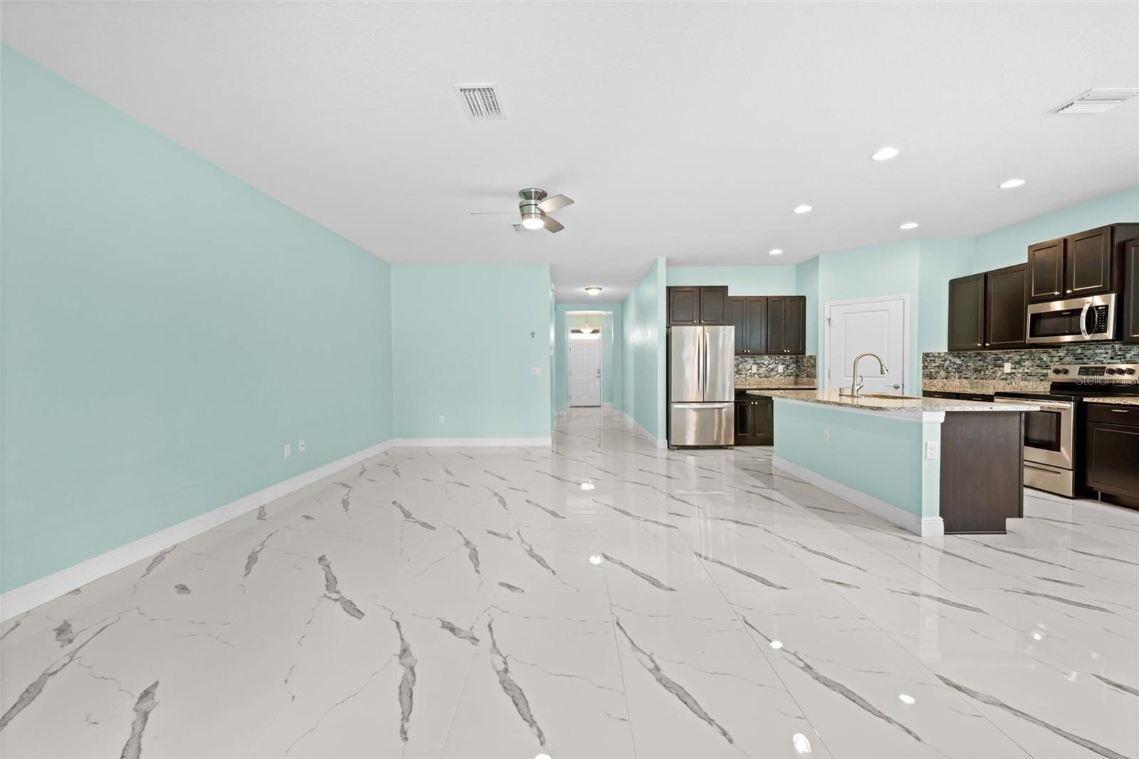 Image 25 of 72 For 13682 Hunting Creek Place