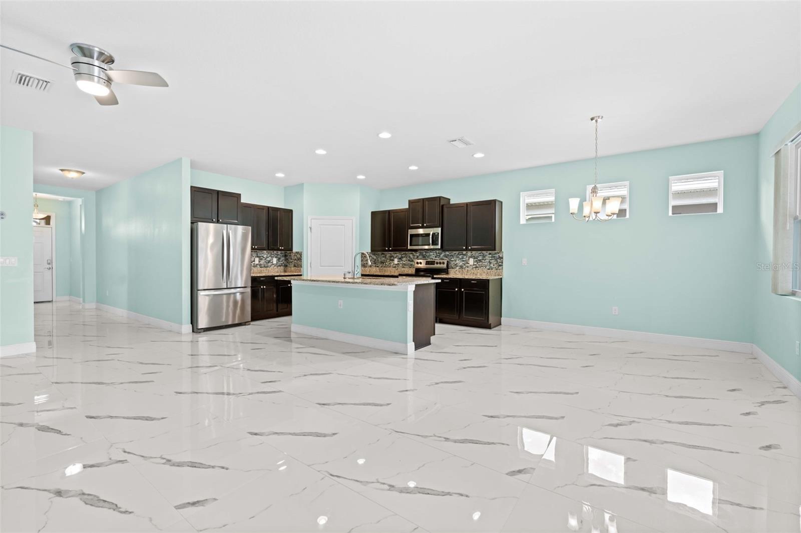 Image 26 of 72 For 13682 Hunting Creek Place