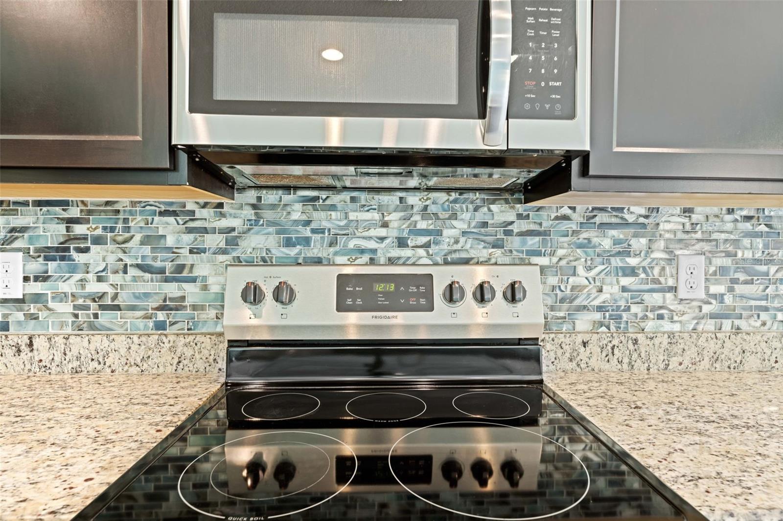 Image 34 of 72 For 13682 Hunting Creek Place