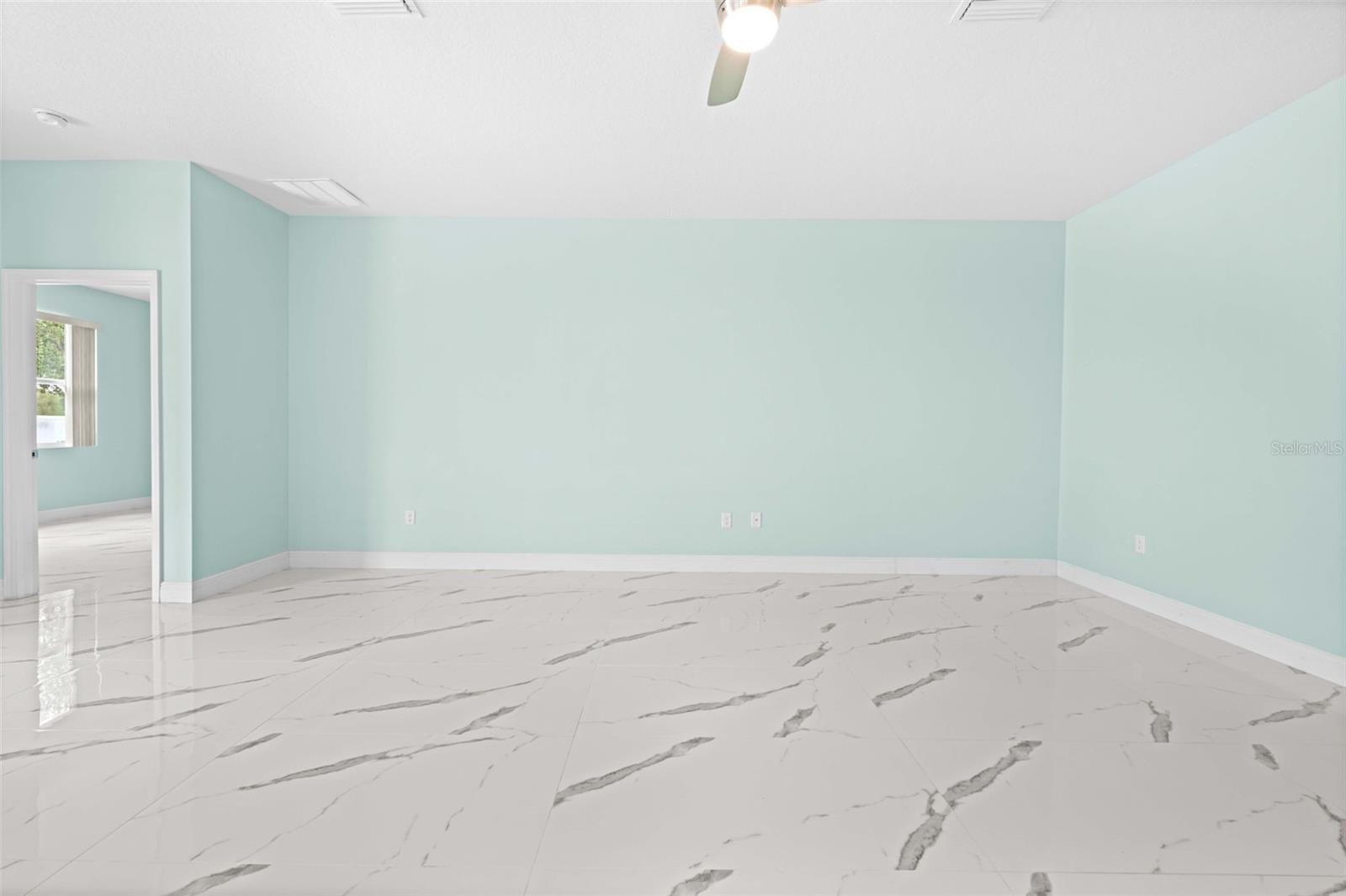 Image 39 of 72 For 13682 Hunting Creek Place