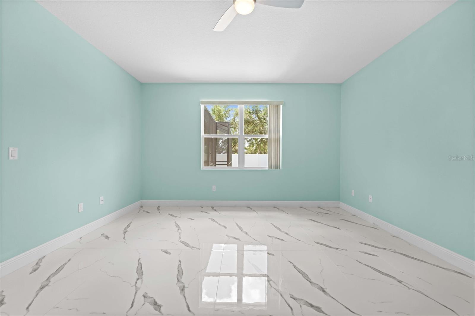 Image 43 of 72 For 13682 Hunting Creek Place