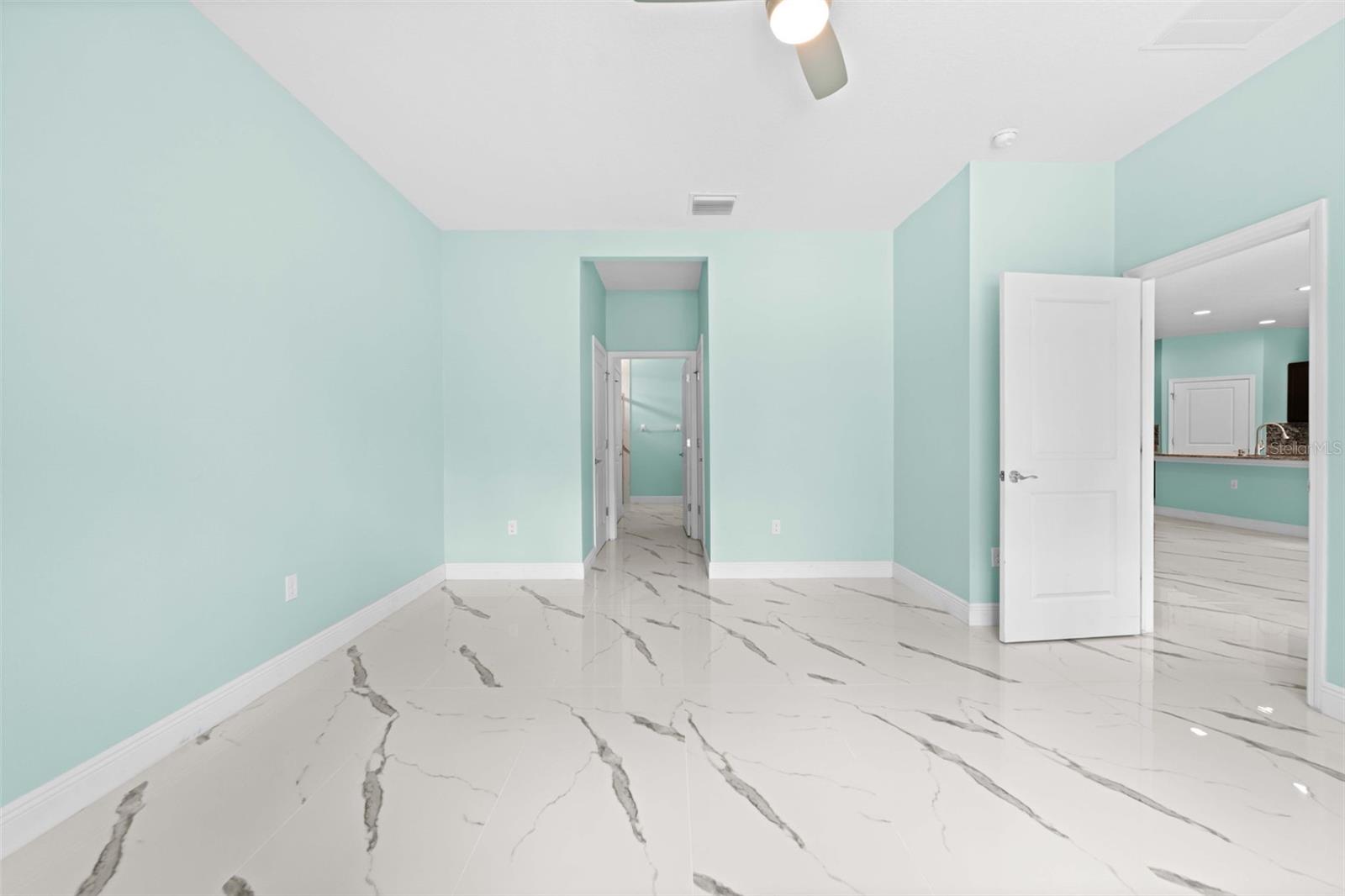 Image 45 of 72 For 13682 Hunting Creek Place