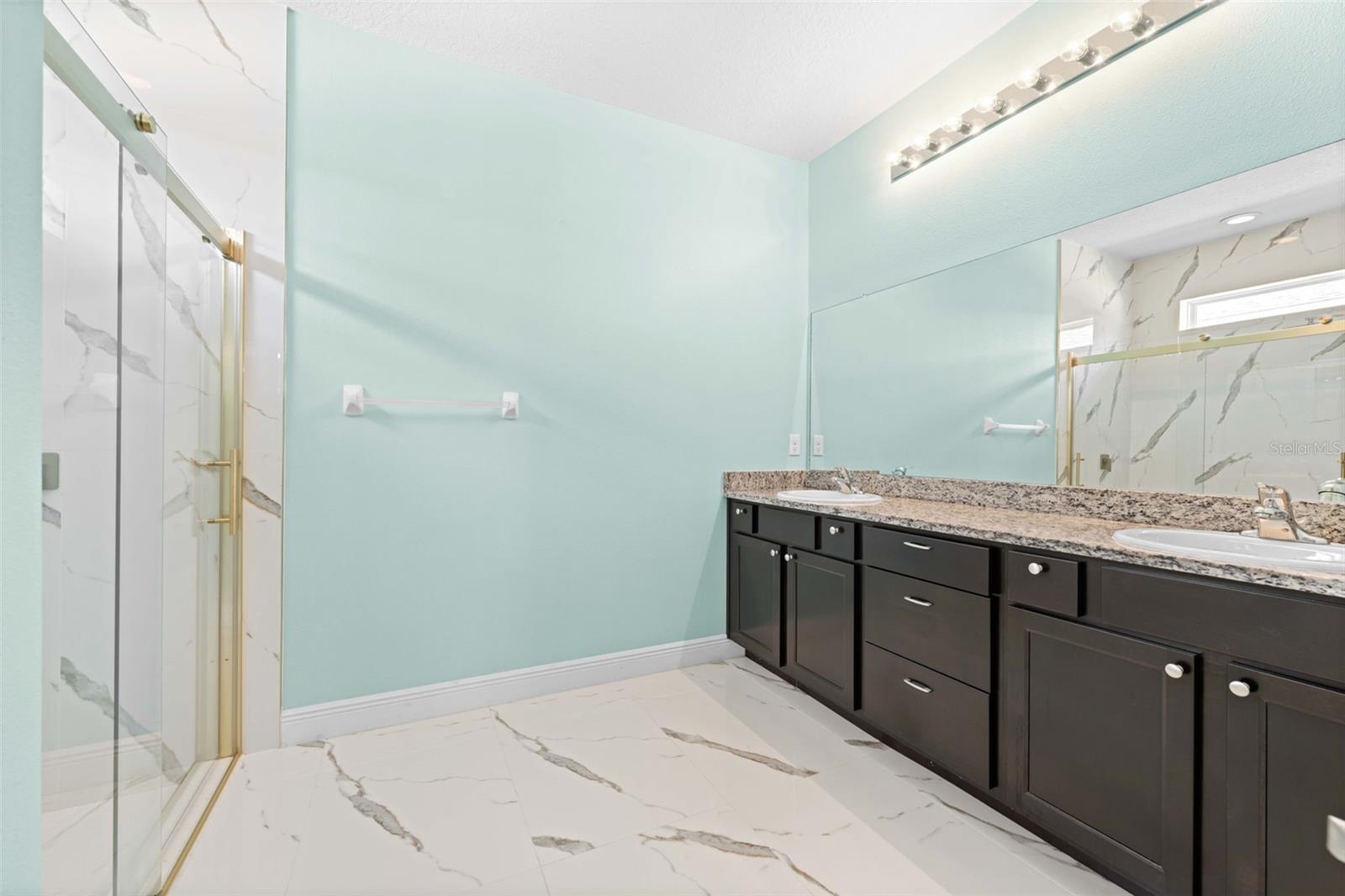 Image 47 of 72 For 13682 Hunting Creek Place