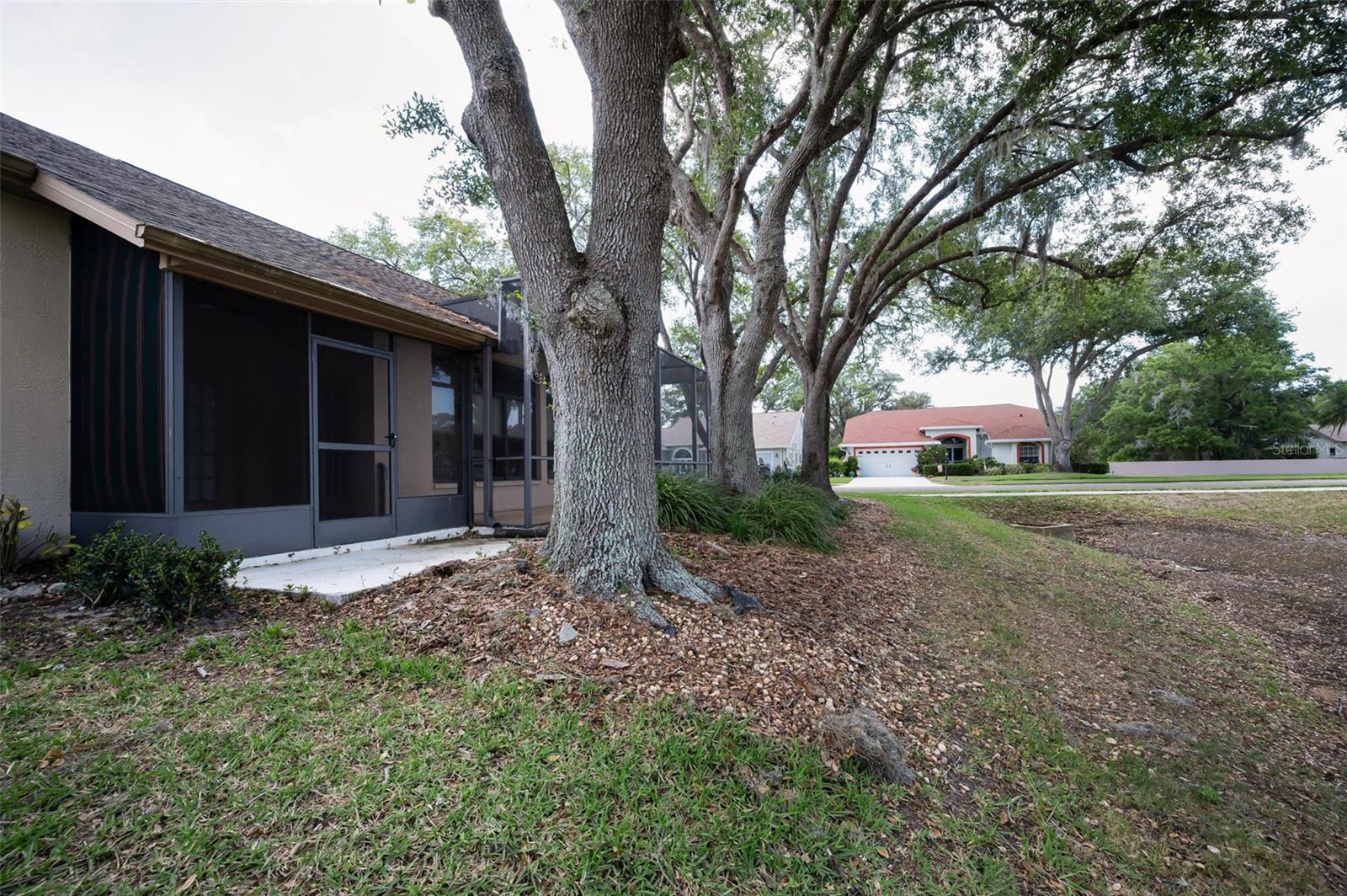 Image 28 of 46 For 9307 Palm Haven Court