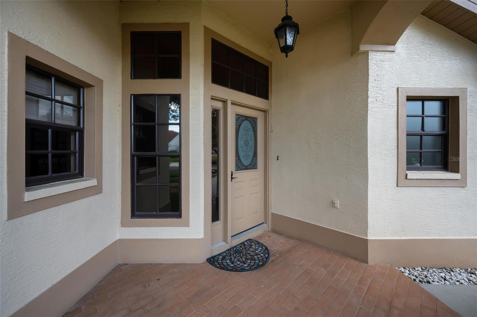 Image 4 of 46 For 9307 Palm Haven Court