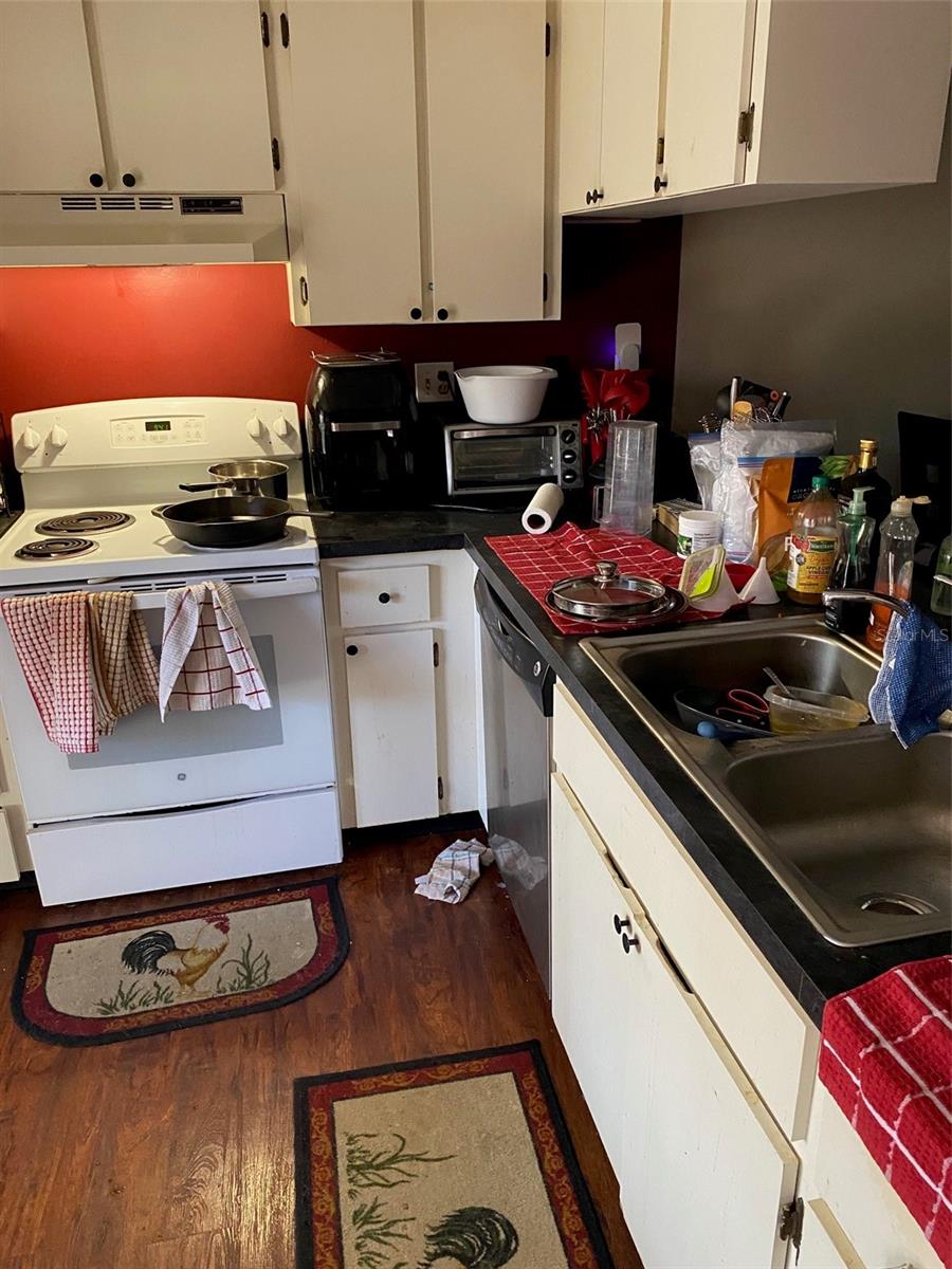 Image 8 of 18 For 12539 Greylock Lane 12539