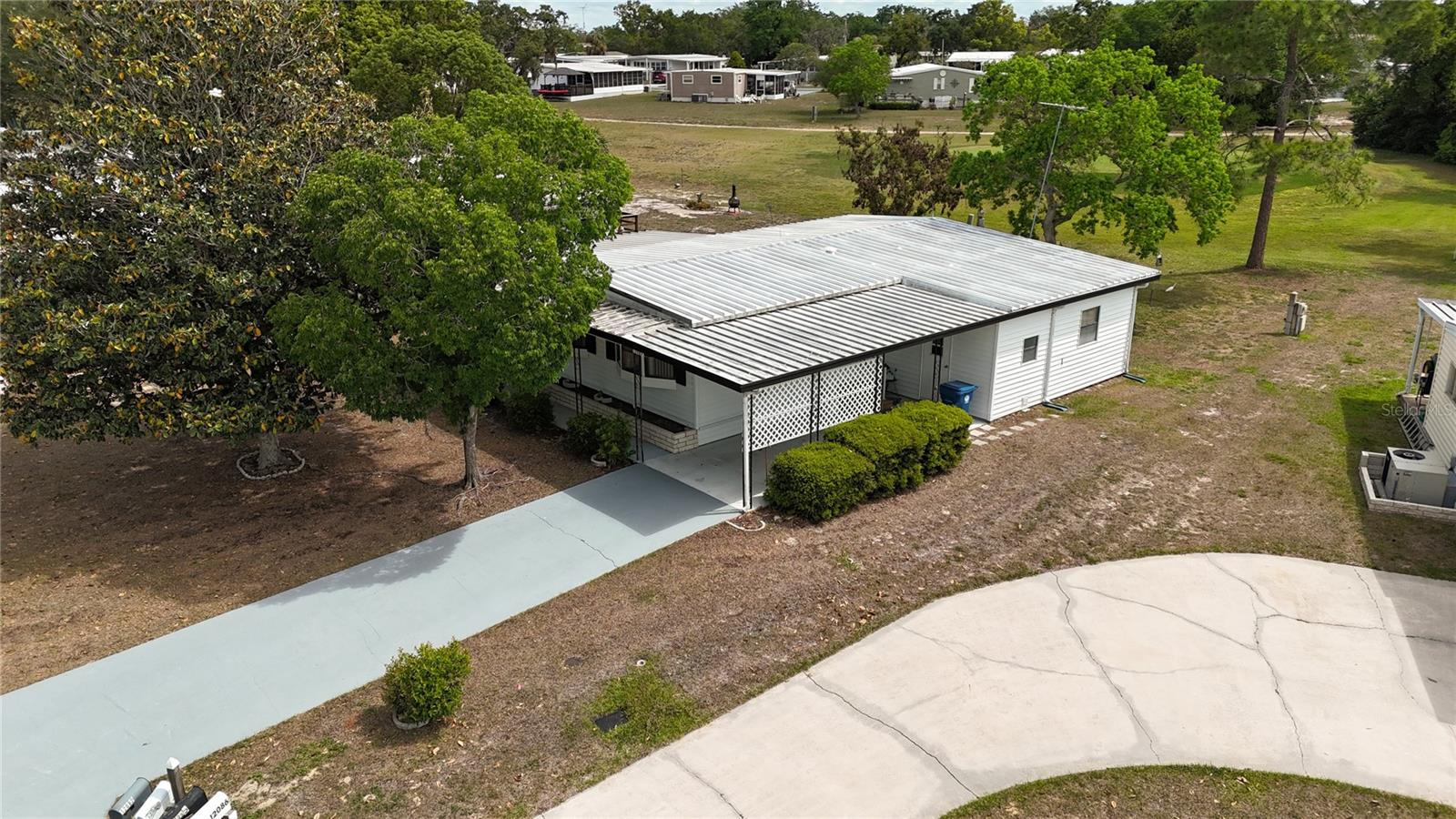 Image 12 of 47 For 12087 Club House Road