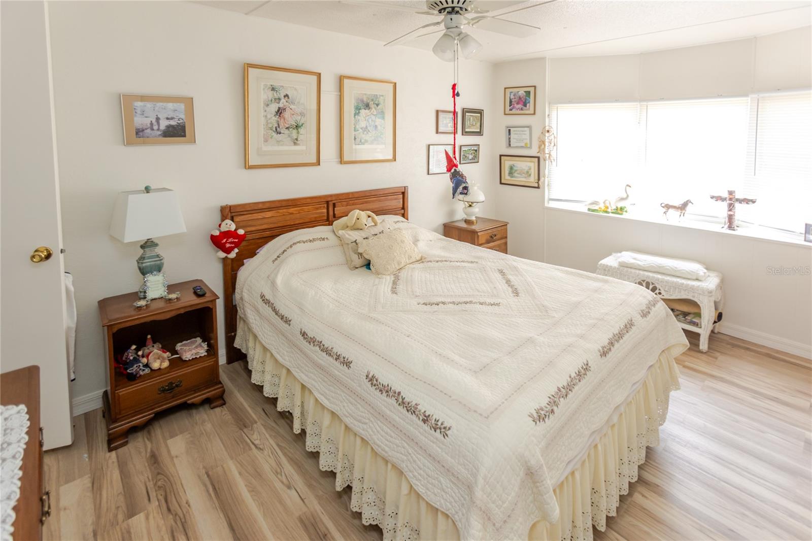 Image 28 of 47 For 12087 Club House Road