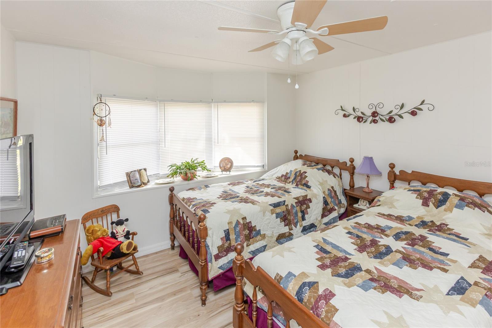 Image 35 of 47 For 12087 Club House Road