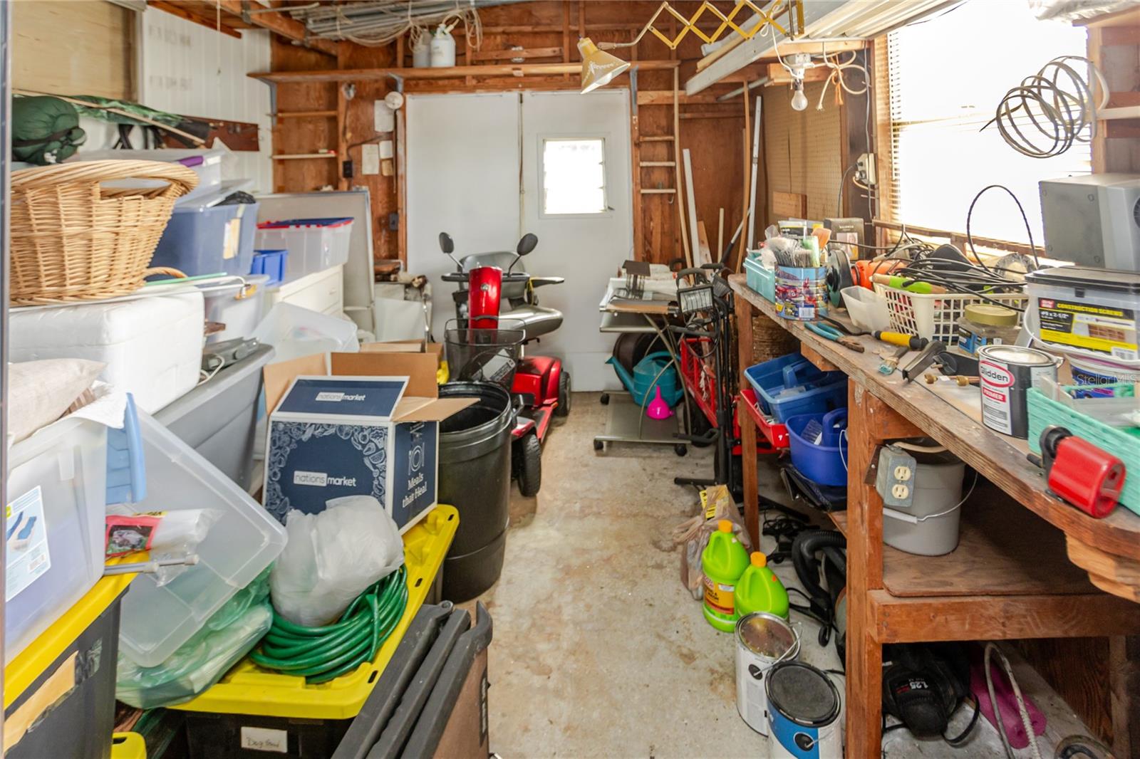 Image 39 of 47 For 12087 Club House Road