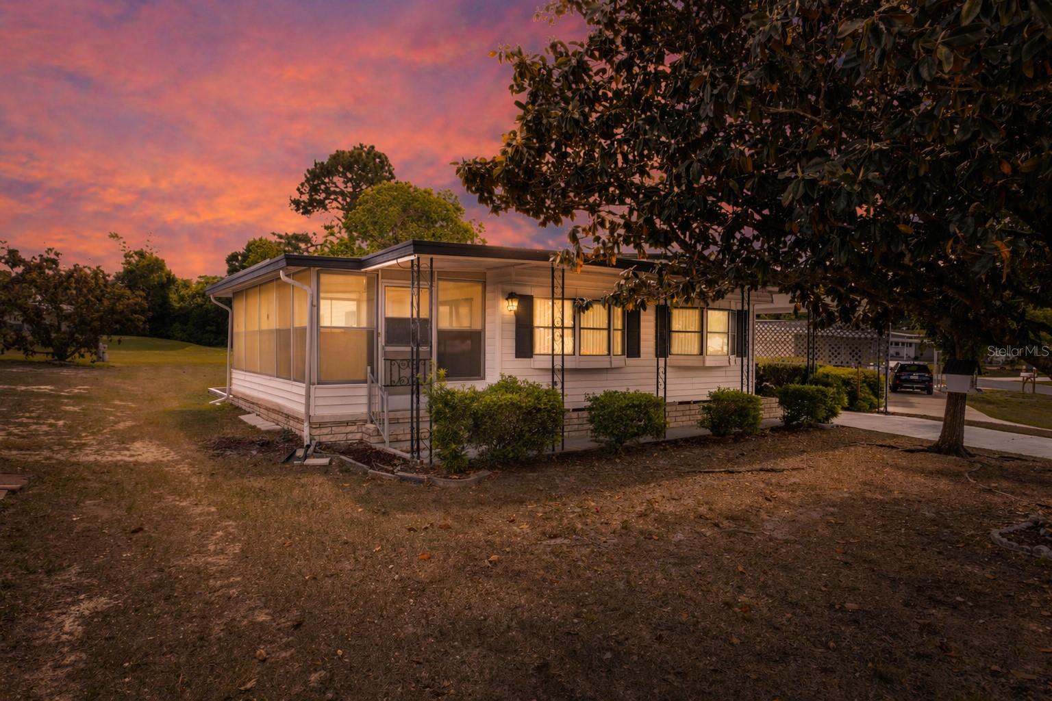 Image 4 of 47 For 12087 Club House Road