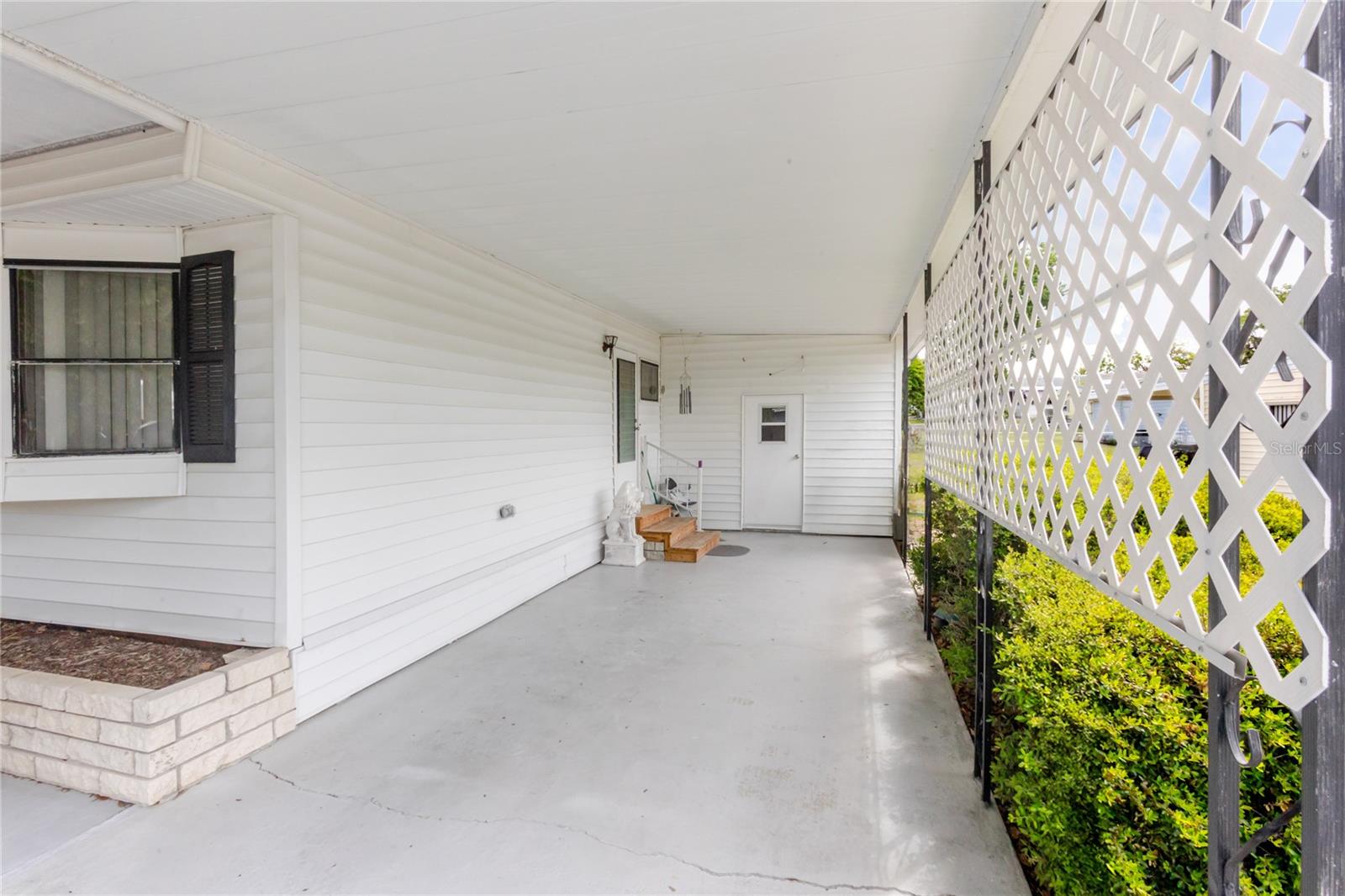 Image 40 of 47 For 12087 Club House Road