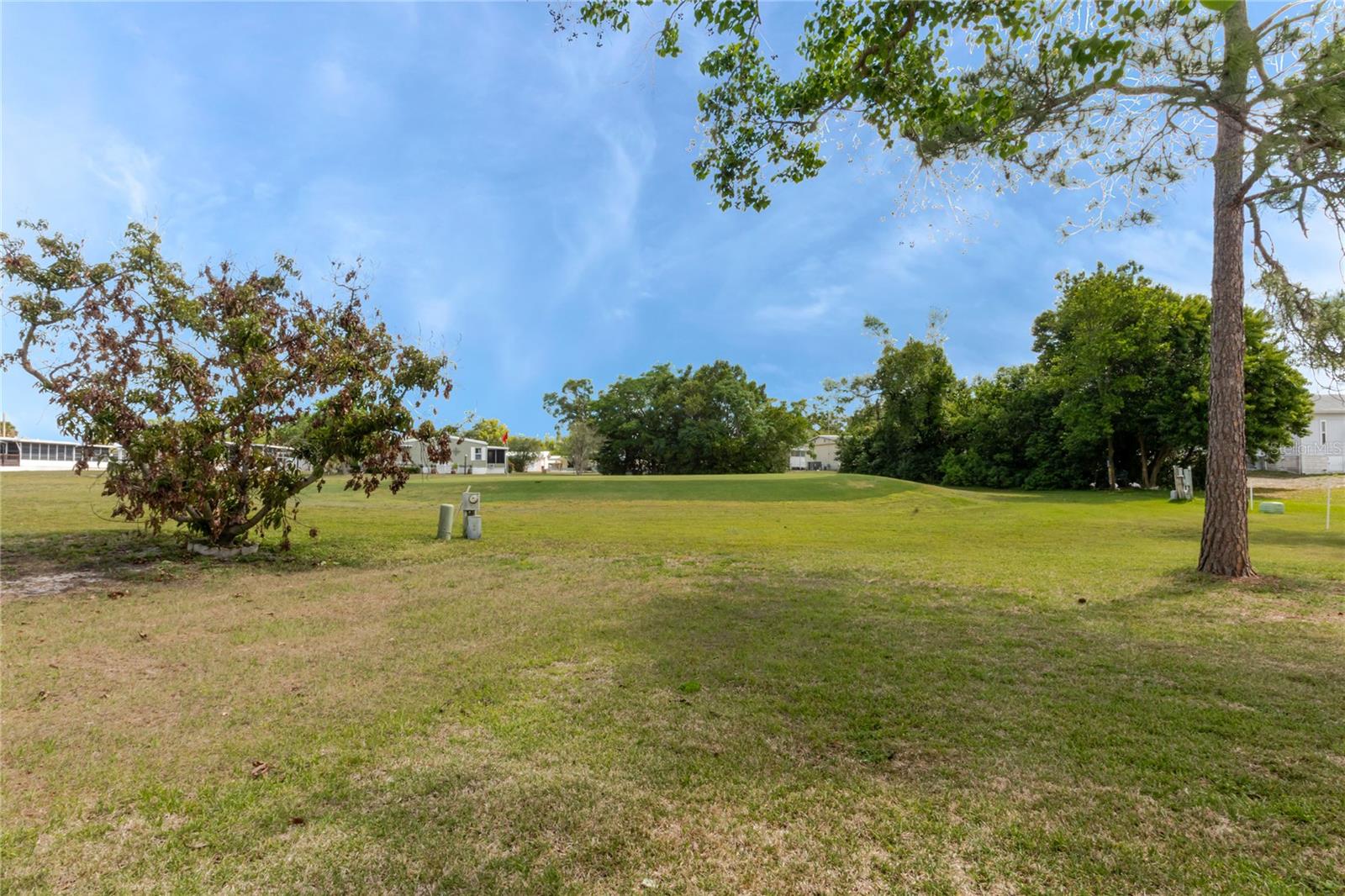 Image 43 of 47 For 12087 Club House Road