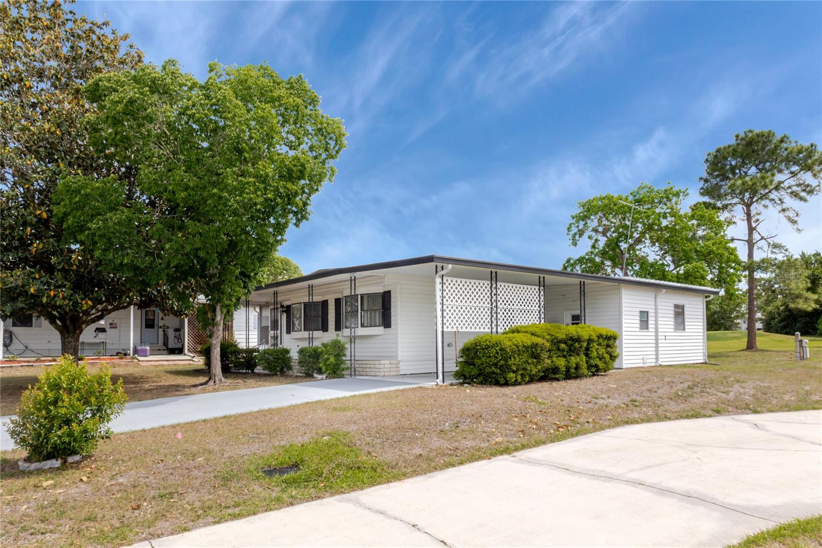 Image 5 of 47 For 12087 Club House Road