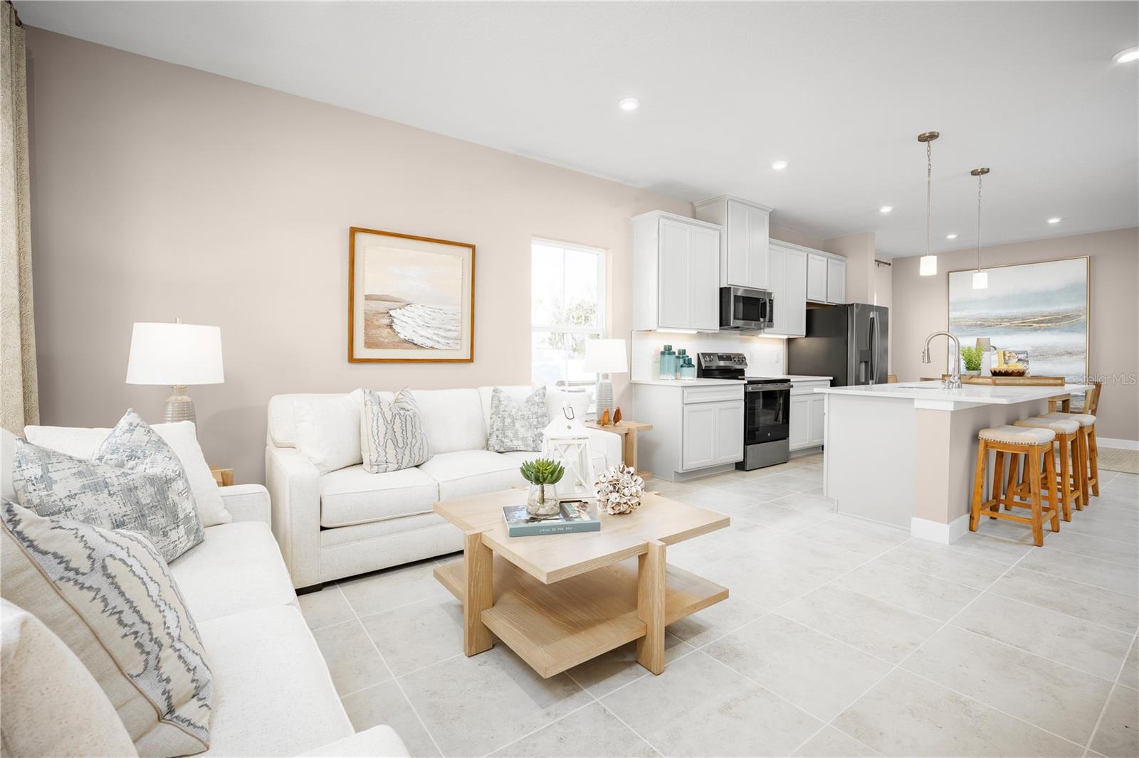 Image 3 of 17 For 616 Castlecroft Lane
