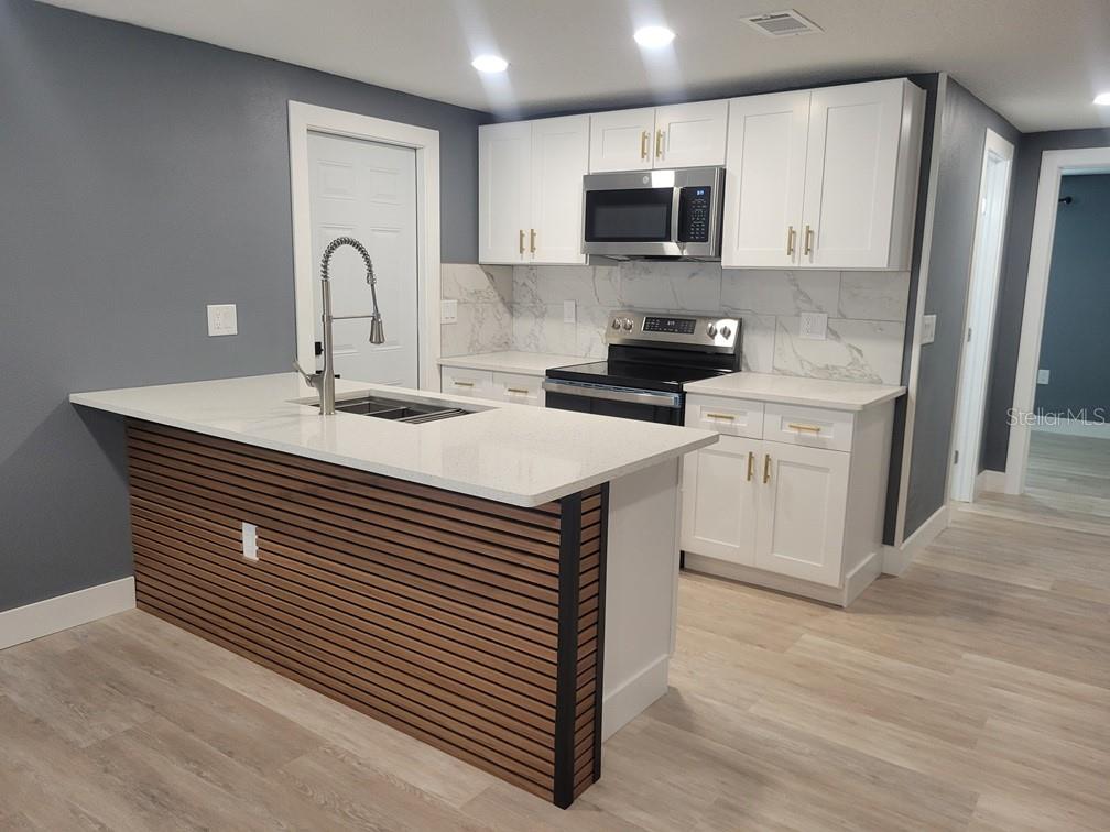 Image 7 of 24 For 4944 Elkner Street